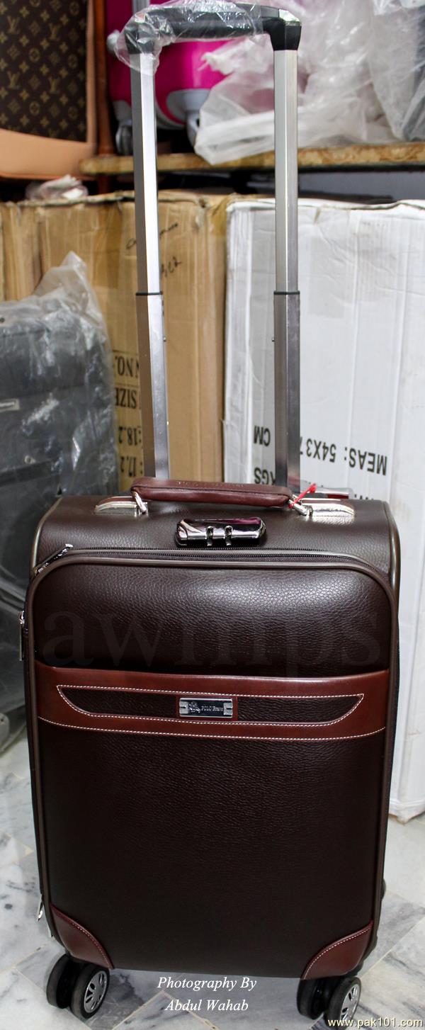 Imran Suitcase Shop Gul Plaza Shopping Center, Karachi General Talks