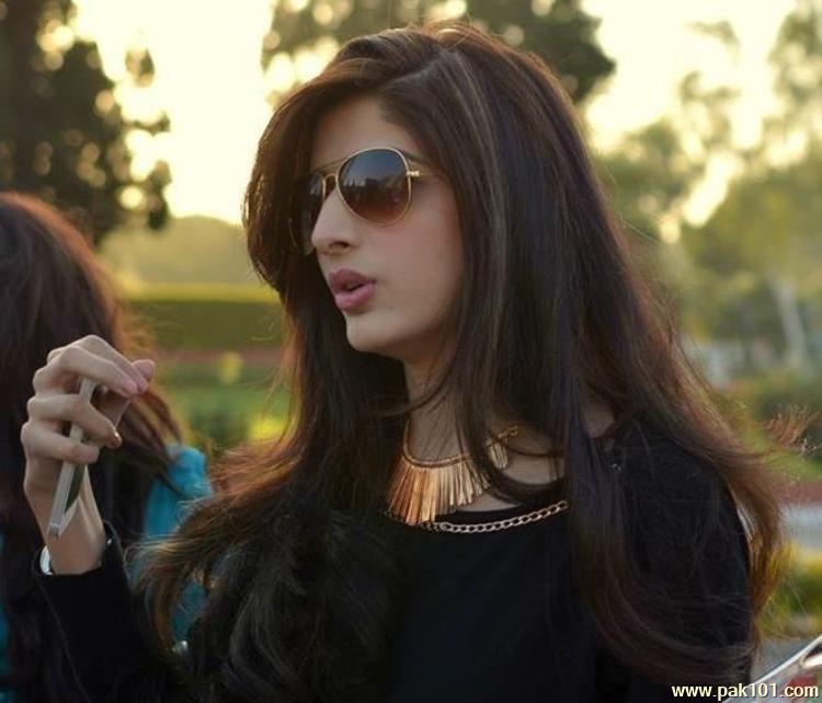 Mawra Hocane Says Her First Bollywood Movie Sanam Teri Kasam Is Just Like Aashiqui 2 General Talks Pakistan S Largest Infotainment Portal Sanam teri kasam (russian translation). pak101 com
