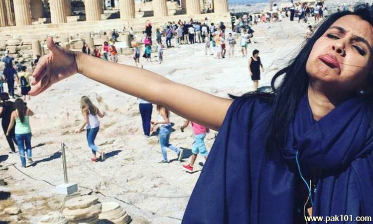 Meet The Pakistani Woman Who Honeymoon D Alone After Her Husband S Visa Got Rejected News And Gossips Pakistan S Largest Infotainment Portal A honeymoon is a holiday taken by newlyweds immediately after their wedding, to celebrate their marriage.