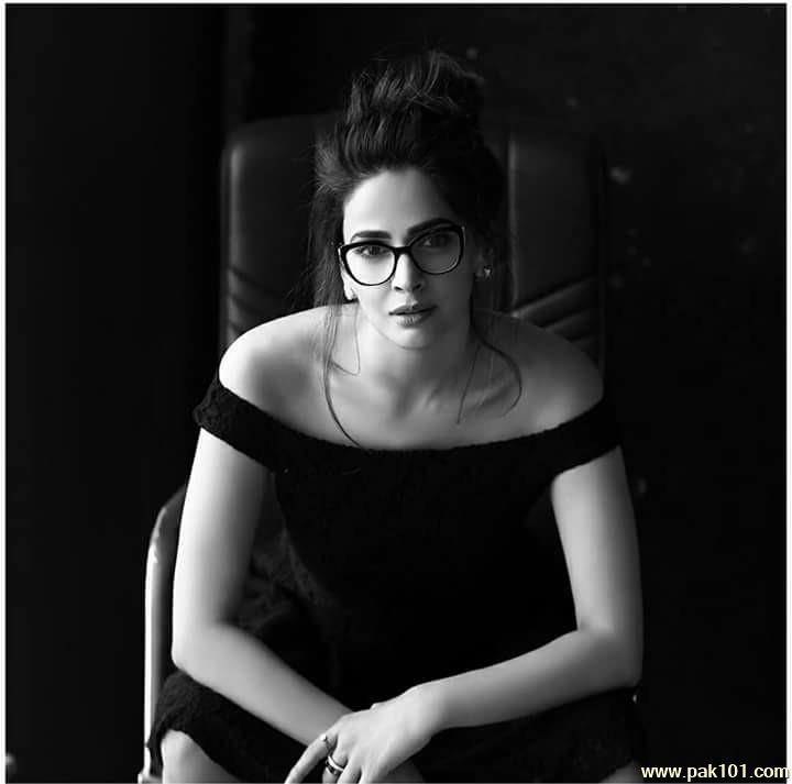 Saba Qamar All Set For Hollywood Debut With Ben Affleck News And Gossips Pakistan S Largest Infotainment Portal She started her career as an actress many years back and has won hearts of millions of people not only in pakistan but also in india. pak101 com