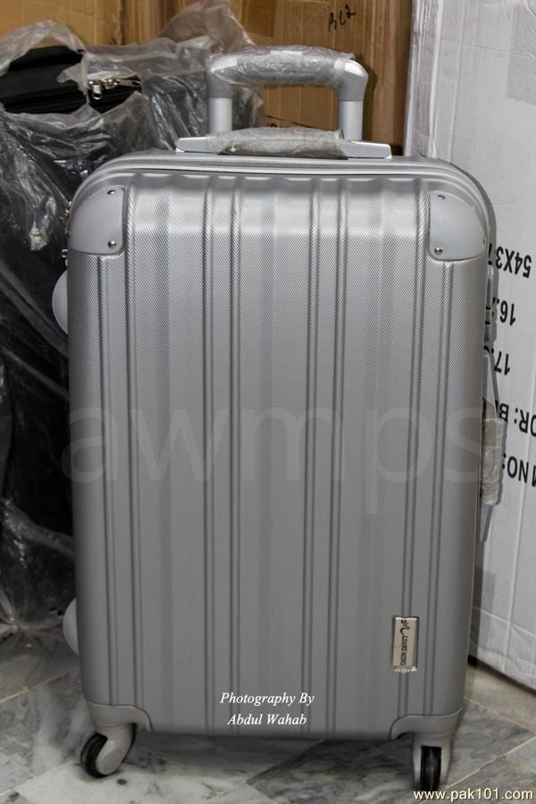 Imran Suitcase Shop Gul Plaza Shopping Center, Karachi General Talks