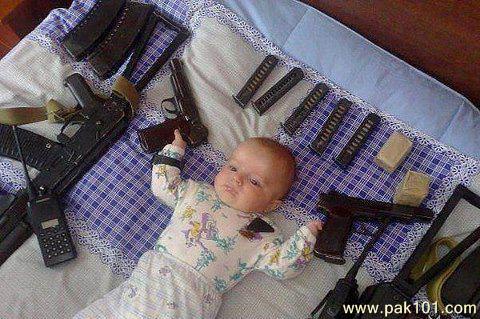 Funny Picture funny baby weapon  Pak101.com