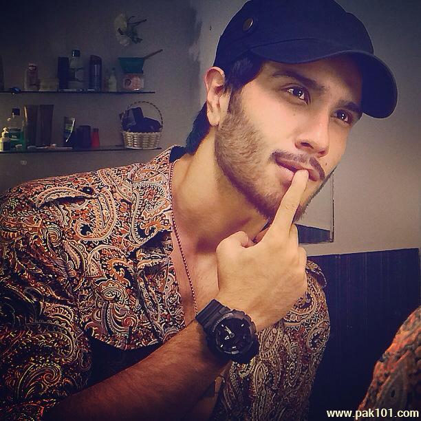 Gallery Actor Tv Feroze Khan Feroze Khan Pakistani Television Actor And Vj Celebrity High Quality Free Download 612x612 Pak101 Com See more ideas about feroz khan, khan, pakistani actress. pak101 com