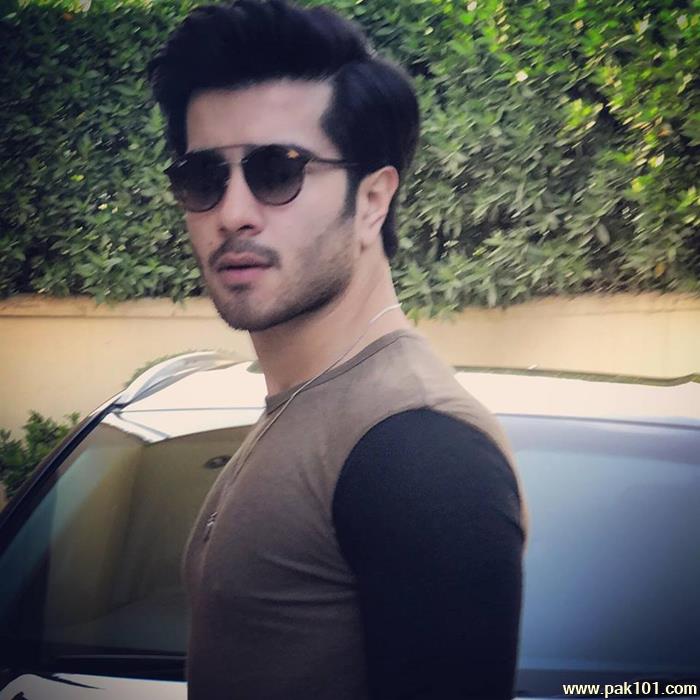 Gallery Actor Tv Feroze Khan Feroze Khan Pakistani Television Actor And Vj Celebrity High Quality Free Download 700x700 Pak101 Com Feroz khan was an indian actor, film editor, producer and director in the hindi film industry. pak101 com