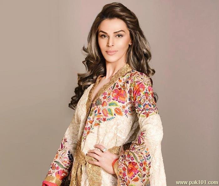 Sana Bucha -Pakistani Journalist, Host And Actress Celebrity
