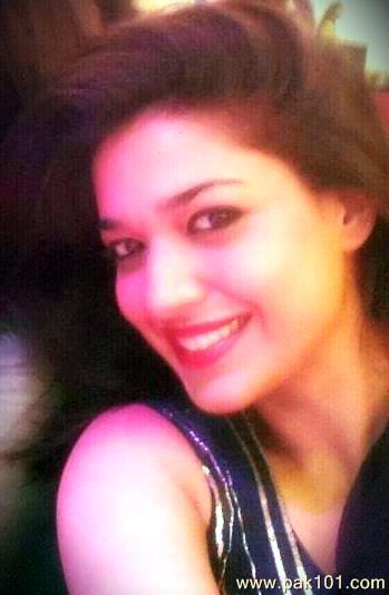 Sanam Jung desktop Wallpapers