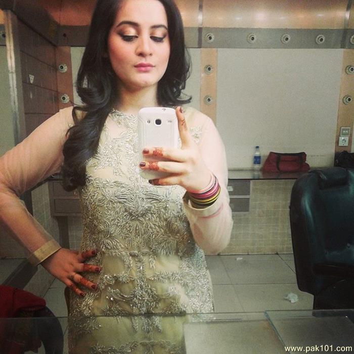 Gallery Actresses Tv Aiman Khan Aiman Khan Pakistani Female Television Drama Actress Celebrity High Quality Free Download 700x700 Pak101 Com Aiman khan dholki event professional pictures 2018. pak101 com