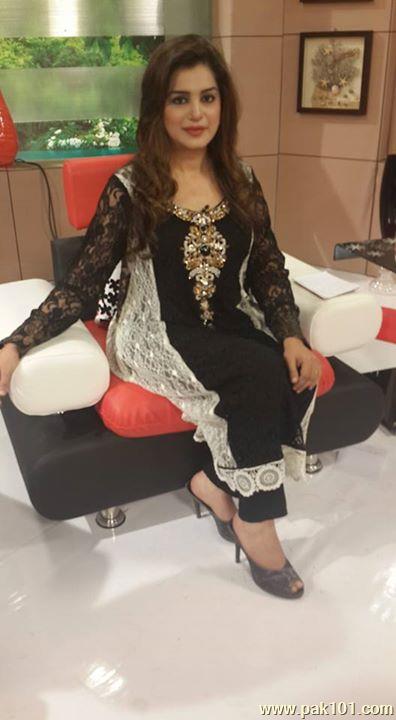 Nazia Malik- Pakistani Television Actress And Host Celebrity