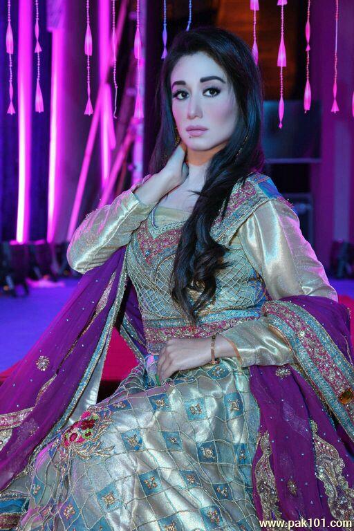 Riz Kamali -Pakistani Television Actress And Host Celebrity