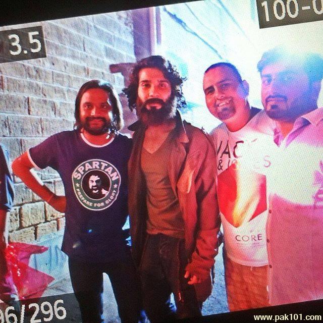 Gallery Behind The Scenes Zindagi Kitni Haseen Hai Zindagi Kitni Haseen Hai Behind The Scenes High Quality Free Download 640x640 Pak101 Com Zindagi kitni haseen hay (zkhh) is a pakistani romantic drama film that revolves around the story of a young couple zain (feroze khan) and mahira (sajal ali) who have raised a kid and seem to be struggling with the challenges of life since they married at a very young age. pak101 com