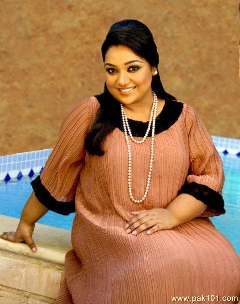 Uroosa Siddiqui -Pakistani Comedian Celebrity