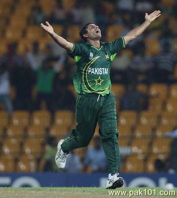 Gallery > Cricketers > Abdul Razzaq > Abdul Razzaq high quality! Free