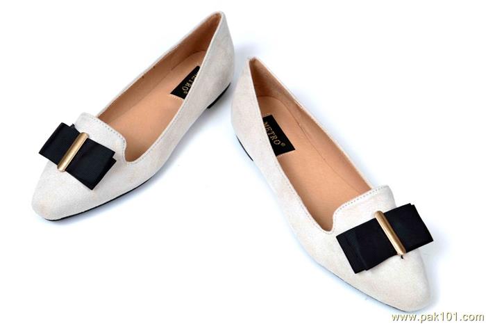 Metro Shoes Collection For Women/Girls- Suede di Bow
Item Code : 10700013 (White)