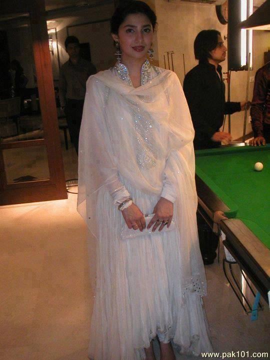 Mahira Khan -Pakistani Female Fashion Model Celebrity And Drama