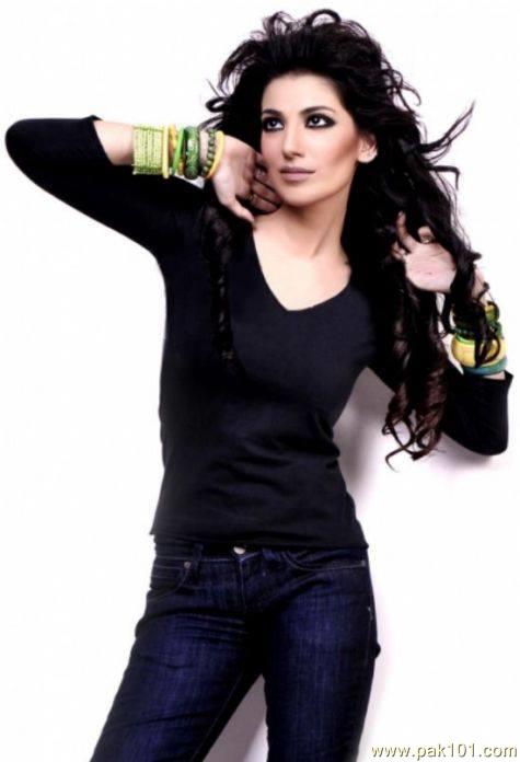 Naveen Waqar- Pakistani Fashion Model