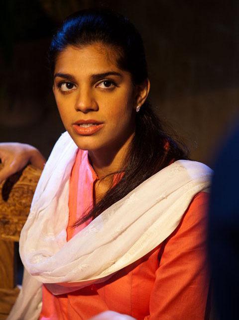 sanam saeed pictures