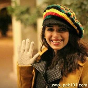 Soniya Hussain- Pakistani Female Model Celebrity and Television Actress