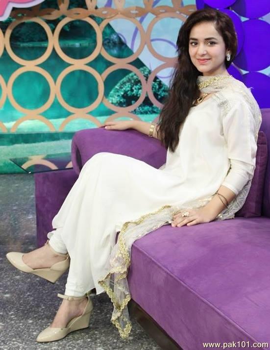 Yumna Zaidi- Pakistani Female Fashion Model And Actress Celebrity