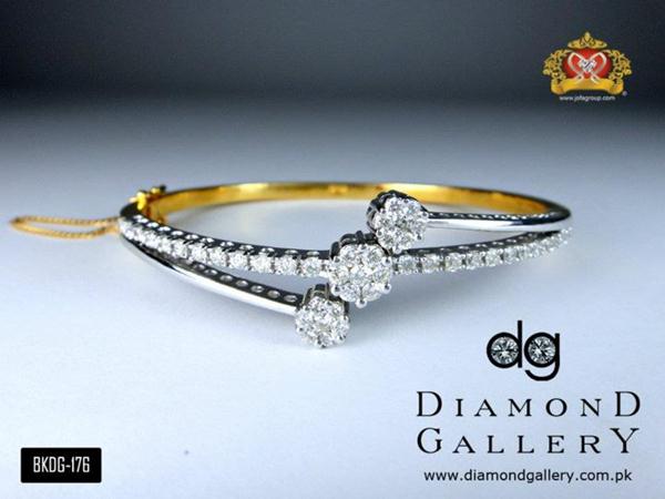 Rush NOW to avail “HALF PRICED SALE” At The Diamond Gallery : Pak101.com