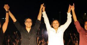 Karavan Reunion: Band Performs Together After 2 Years