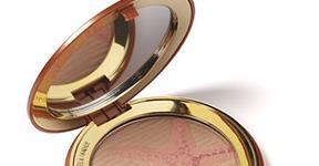 Covering Sunburns With Makeup