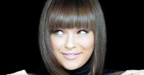 Hair Smoothening Better Than Straightening