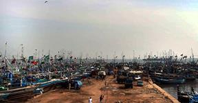 Pakistan's coastal areas brace for Cyclone Nilofar