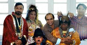 Bil Batori of Ainak Wala Jin begging on streets