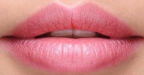 Home Tips For Pink Lips