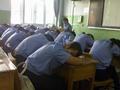 Funny pictures-Sleeping class
