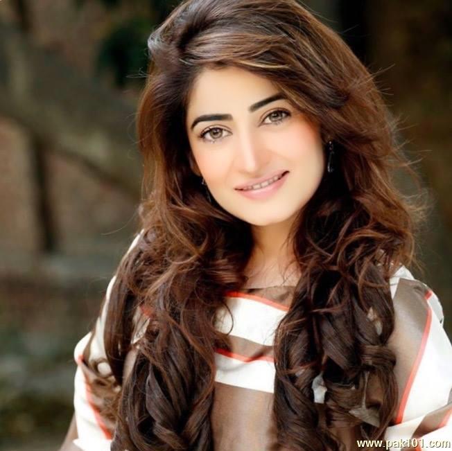 Farhana Maqsood -Pakistani Television Actress Celebrity