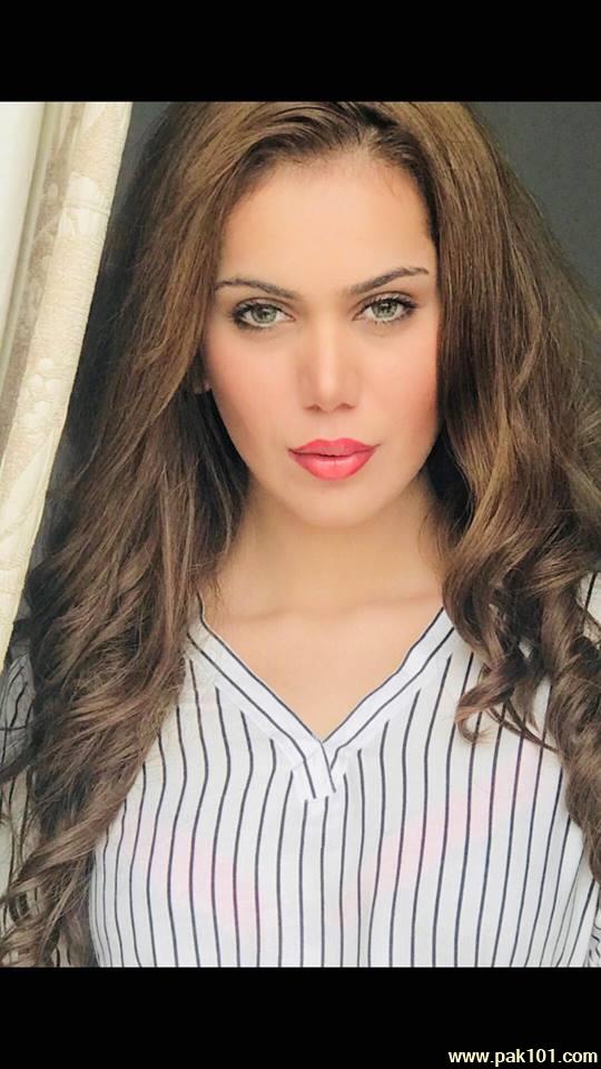 Ghana Ali- Pakistani Television Actress And Fashion Model Celebrity
