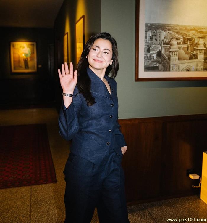 Hania Amir -Pakistani Television and Film Actress Celebrity