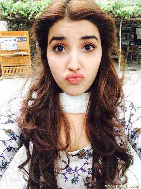 Hareem Farooq -Pakistani Fashion Model and Television Actress Celebrity