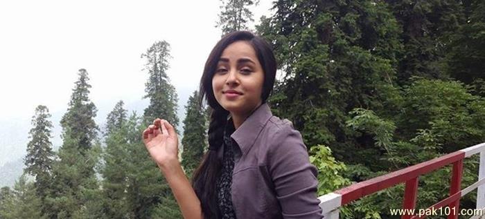 Nimra Khan -Pakistani Female Television Actress Celebrity And Director 