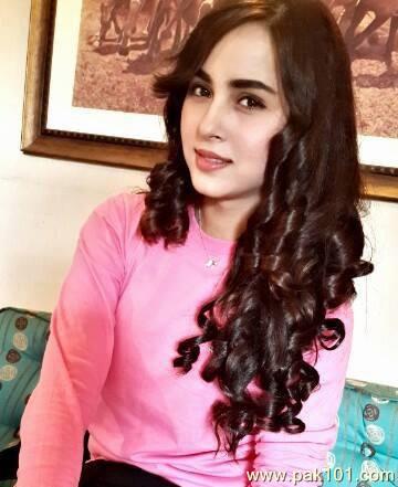 Nimra Khan -Pakistani Female Television Actress Celebrity And Director 