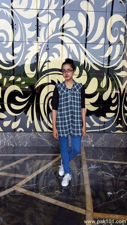 Nimra Khan -Pakistani Female Television Actress Celebrity And Director