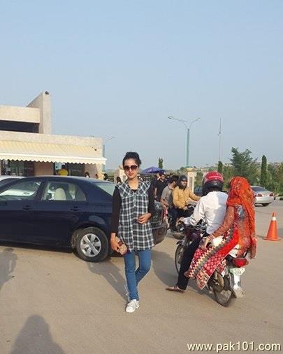 Nimra Khan -Pakistani Female Television Actress Celebrity And Director