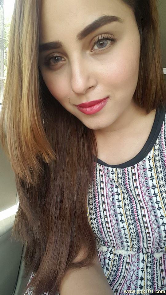 Nimra Khan -Pakistani Female Television Actress And Director Celebrity