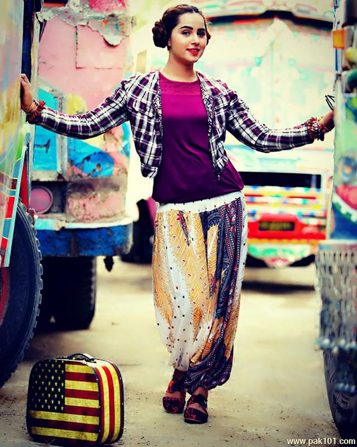 Nimra Khan -Pakistani Female Television Actress And Director Celebrity