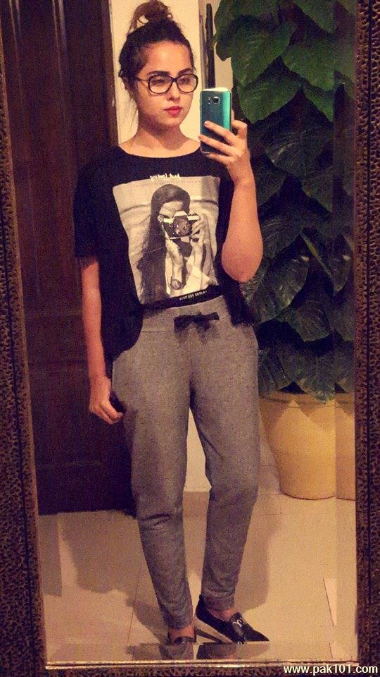 Nimra Khan -Pakistani Female Television Actress And Director Celebrity