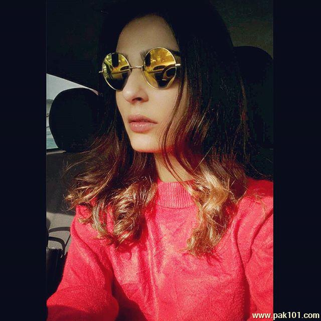 Sadia Ghaffar- Pakistani Television Drama Actress Celebrity