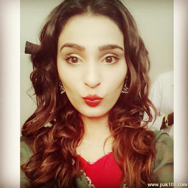 Sadia Ghaffar- Pakistani Television Drama Actress Celebrity 