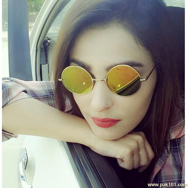 Sadia Ghaffar- Pakistani Television Drama Actress Celebrity