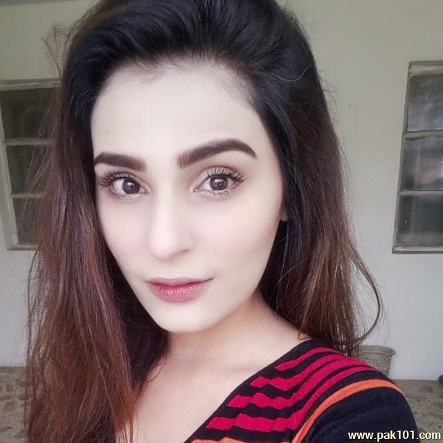 Sadia Ghaffar- Pakistani Television Drama Actress Celebrity