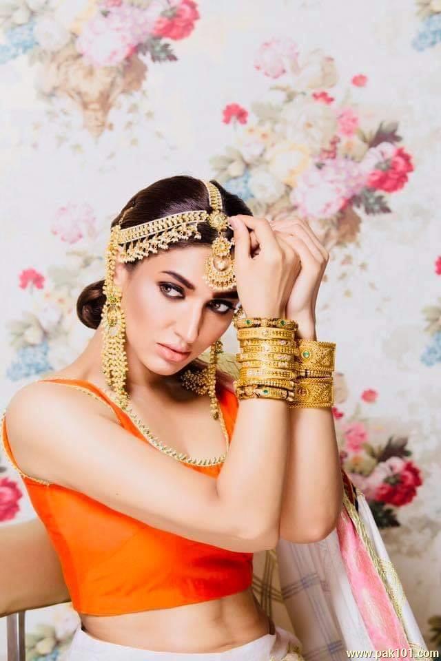 Sana Fakhar -Pakistani Film Actress Celebrity