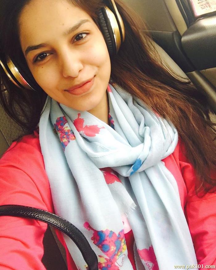 Sukaynah Khan -Pakistani Television And Film Actress Celebrity