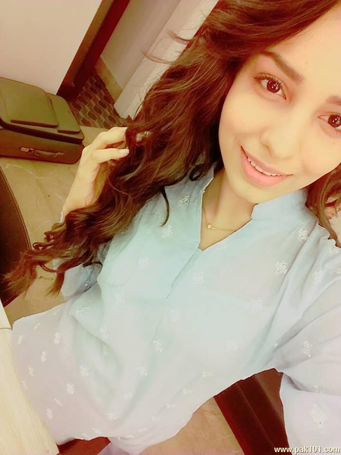 Sukaynah Khan -Pakistani Television And Film Actress Celebrity