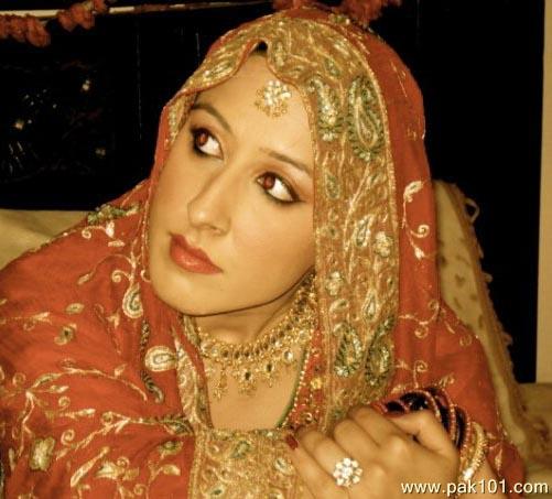 Yamina peerzada