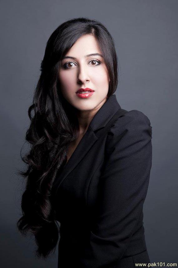 Yamina peerzada